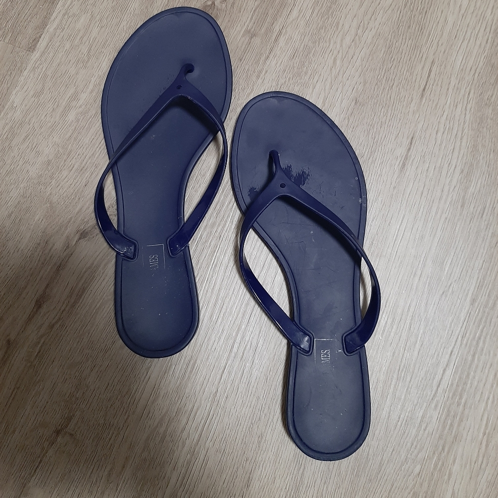 Navy thong flip flops 8